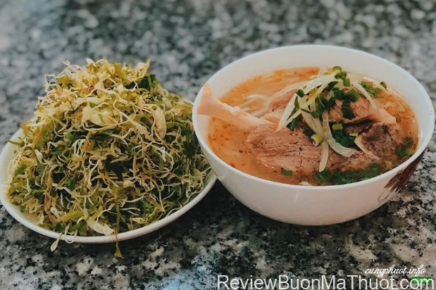 Bún chìa Ban Mê (Ảnh – eatingwellsg) Các món ăn ngon ở Đắk Lắk